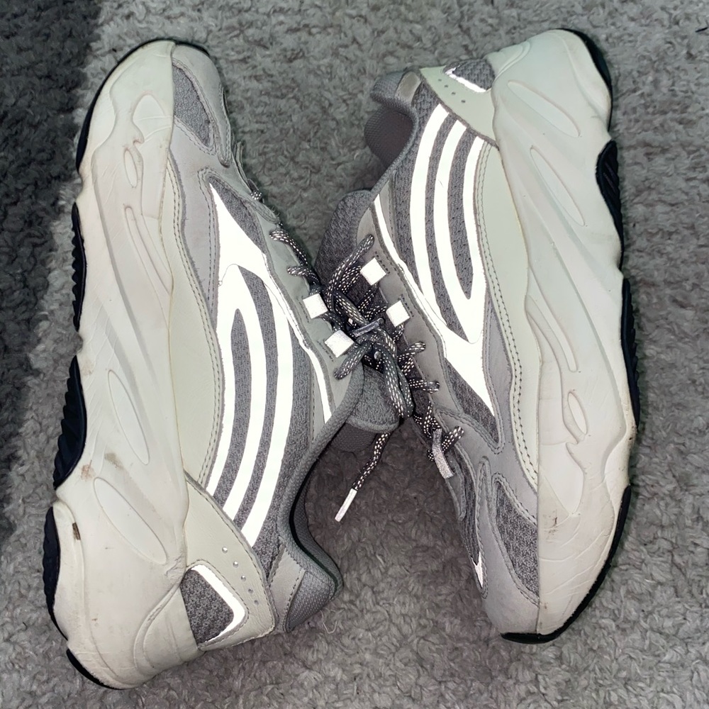 Adidas Yeezy Boost 700 V2 Static